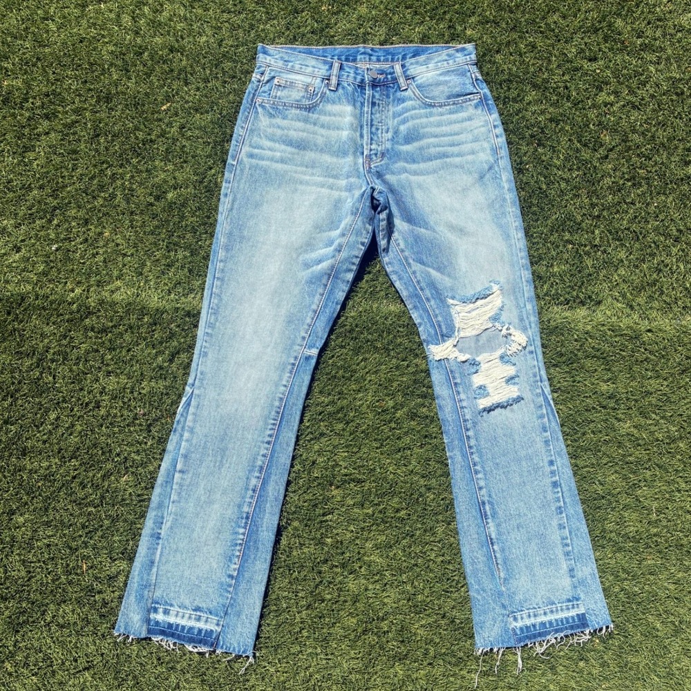 MNML Mens 32x32 Light Wash Faded Distressed Ripped Knee Jeans Frayed Hem Denim